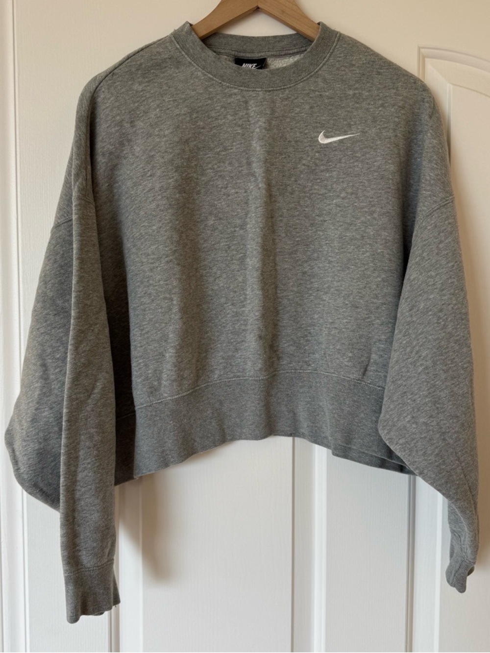 Nike Cropped Crew Sweatshirt